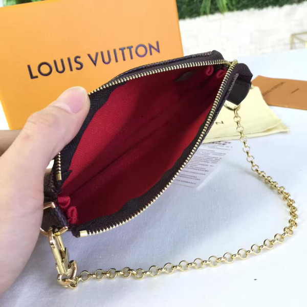 l**is V*t*n wallet