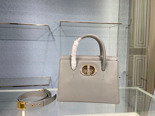 D*or large st honorÉ tote